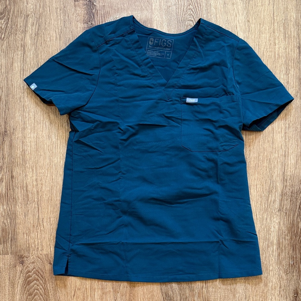 Figs Catarina Women's V-Neck Scrub Top - Caribbean Blue